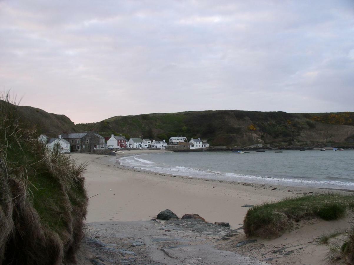 Ednyfed Apartment Nefyn Bagian luar foto